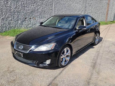 Used 2010 Lexus IS 250 w/ Preferred Accessory Package RWD image 1