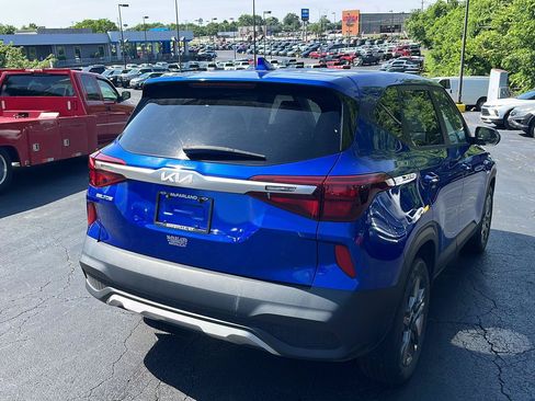 Used 2022 Kia Seltos LX AWD/4WD image 5