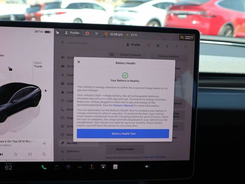 Used 2025 Tesla Model 3 image 28
