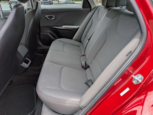 Used 2025 Kia K4 FWD image 29
