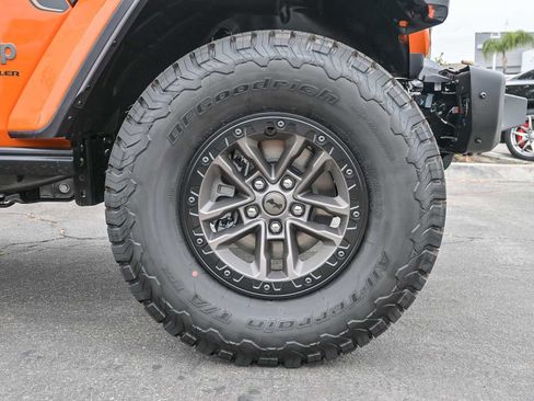 New 2025 Jeep Wrangler Unlimited Rubicon 392 image 9