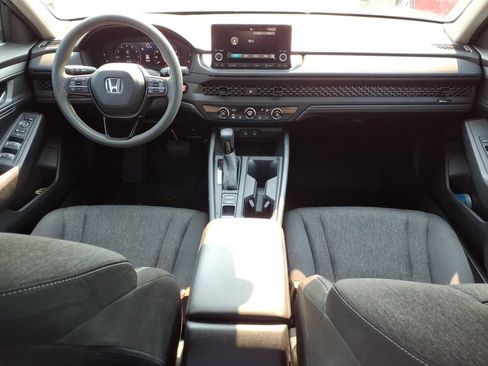 Used 2023 Honda Accord LX image 10