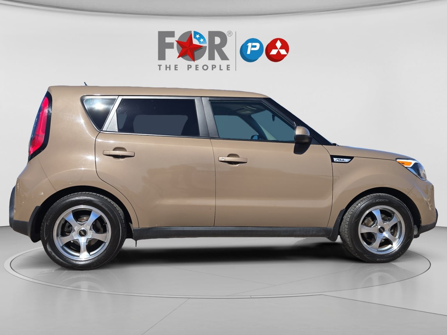 Used 2015 Kia Soul FWD image 6