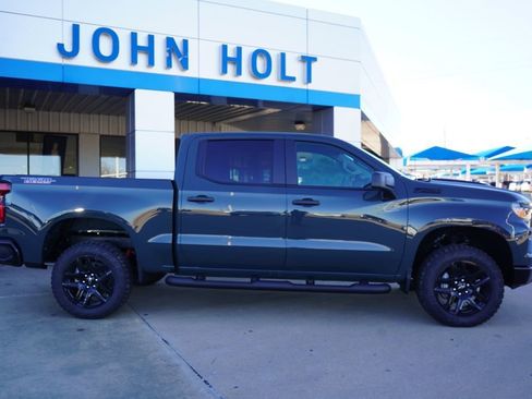 New 2026 Chevrolet Silverado 1500 Custom Trail Boss w/ LPO, Dark Essentials Package image 10