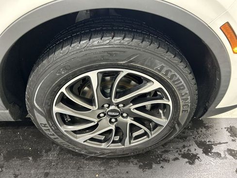 Used 2020 Lincoln Corsair AWD w/ Equipment Group 101A image 8