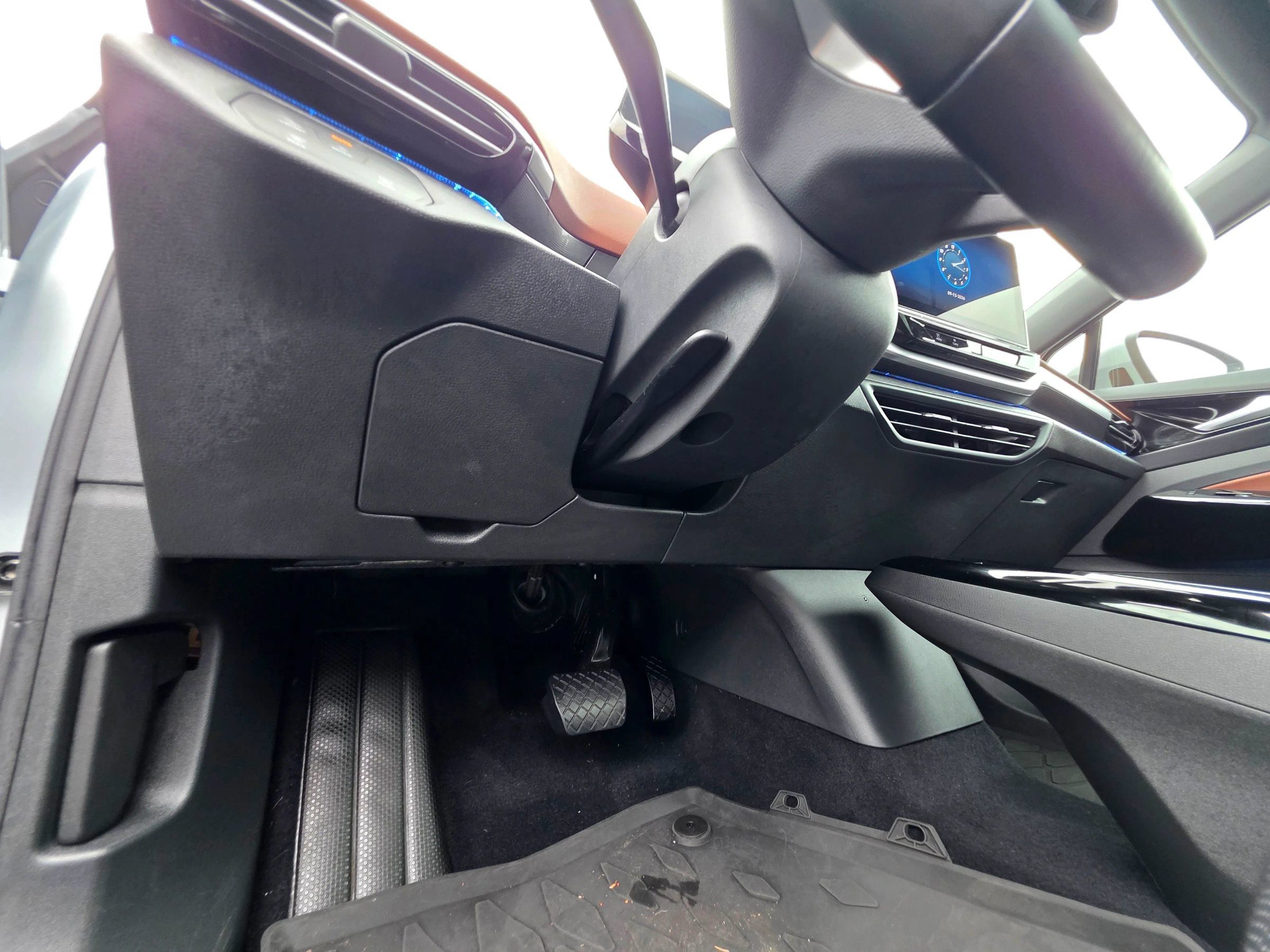 Used 2021 Volkswagen ID.4 Pro S RWD image 44