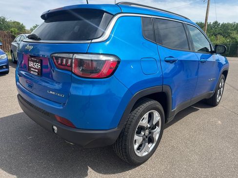 Used 2019 Jeep Compass Limited AWD/4WD image 5