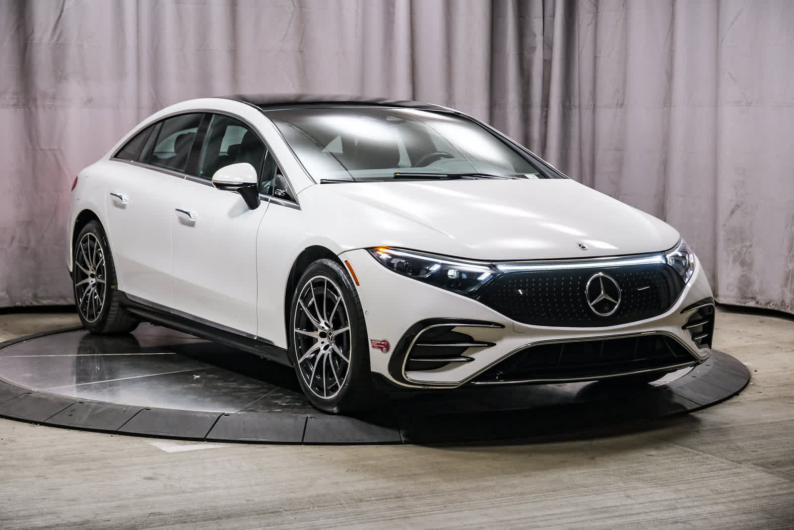 Certified 2023 Mercedes-Benz EQS 580 4MATIC Sedan image 5