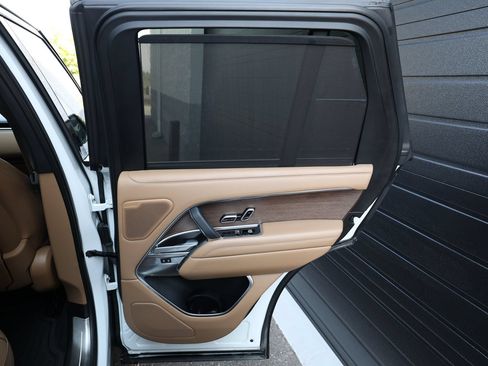 Used 2023 Land Rover Range Rover Autobiography AWD/4WD image 33