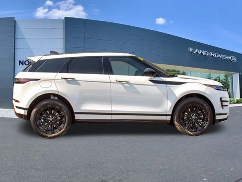 New 2024 Land Rover Range Rover Evoque Dynamic SE image 9