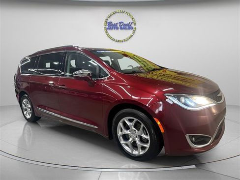Used 2019 Chrysler Pacifica Limited FWD image 7