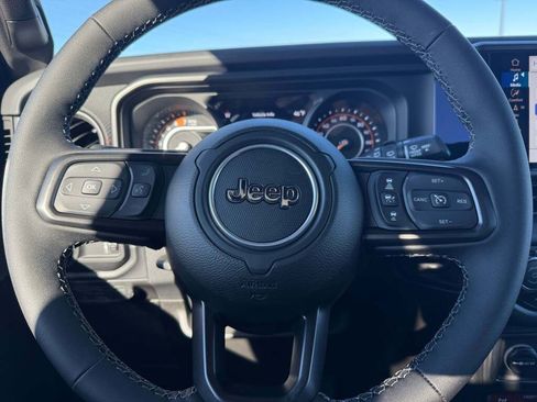 New 2026 Jeep Wrangler Unlimited Rubicon image 25