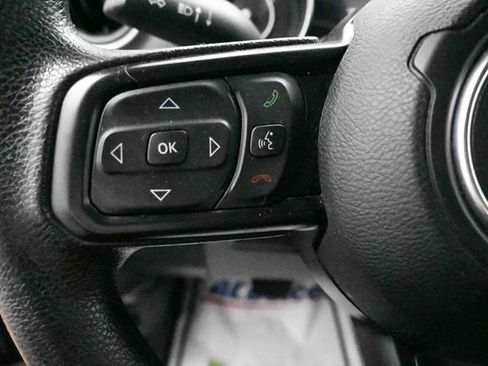 Used 2023 Jeep Gladiator Sport AWD/4WD image 13