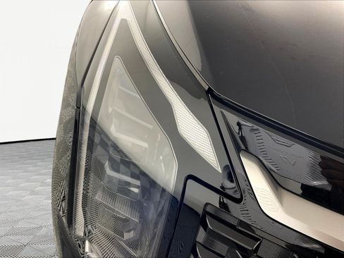 New 2026 Kia Sportage EX FWD image 8