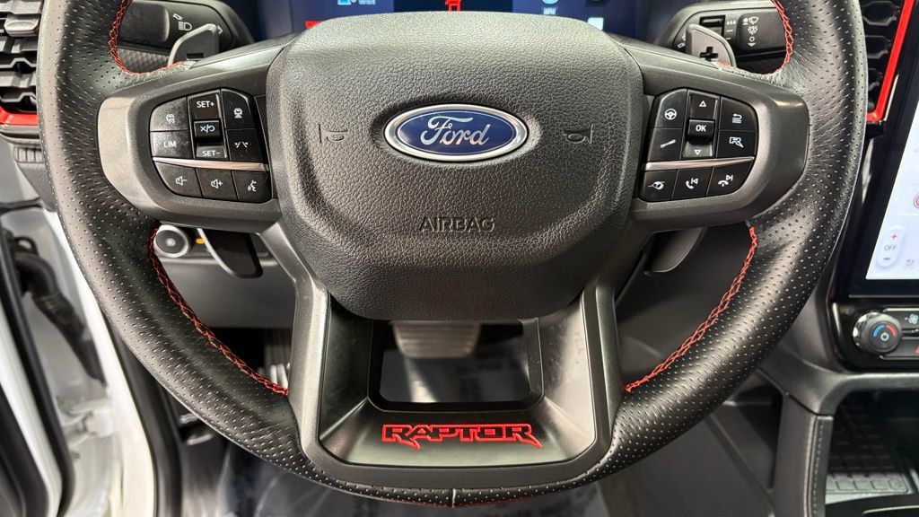 Certified 2025 Ford Ranger Raptor AWD/4WD image 34