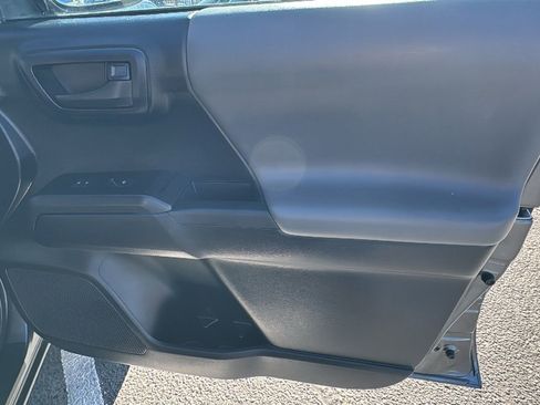 Used 2021 Toyota Tacoma SR image 18