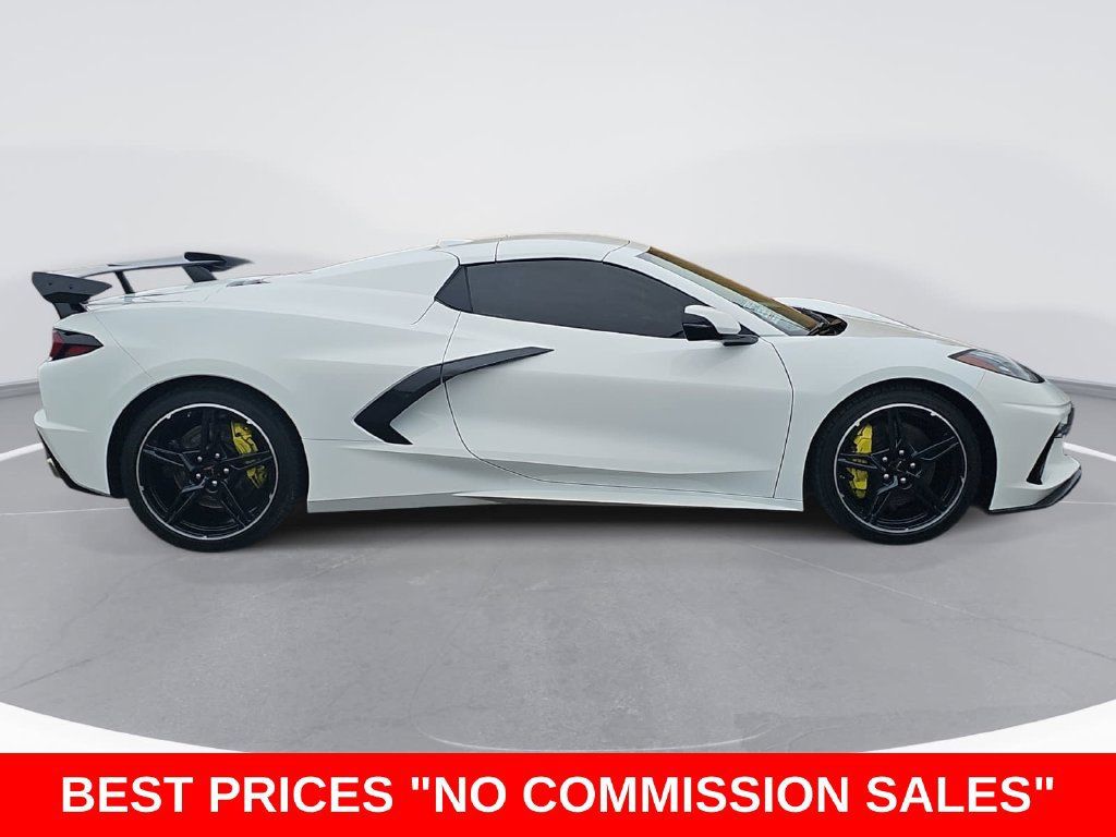 Used 2022 Chevrolet Corvette Stingray Premium Conv w/ Z51 Performance Package RWD image 2