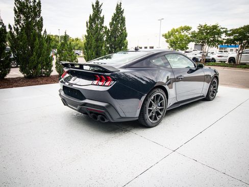 Used 2026 Ford Mustang Dark Horse RWD image 10