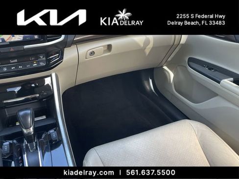 Used 2017 Honda Accord EX-L image 14