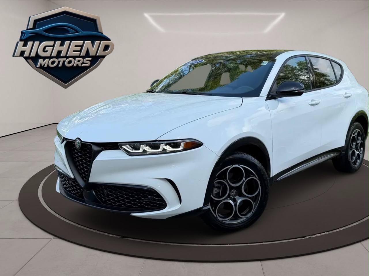 Used 2025 Alfa Romeo Tonale AWD/4WD image 2