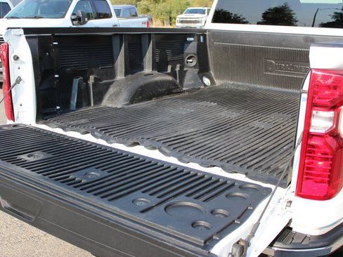 Used 2024 Chevrolet Silverado 2500 LT w/ Convenience Package AWD/4WD image 14