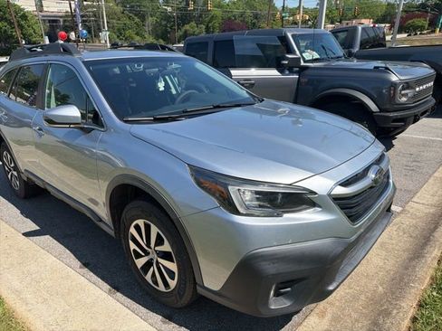 Used 2020 Subaru Outback Premium w/ Popular Package #1 AWD/4WD image 4