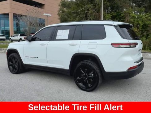 Certified 2025 Jeep Grand Cherokee L Altitude image 17