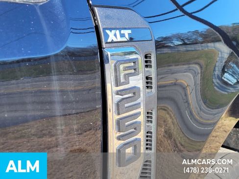Used 2025 Ford F250 XLT image 13