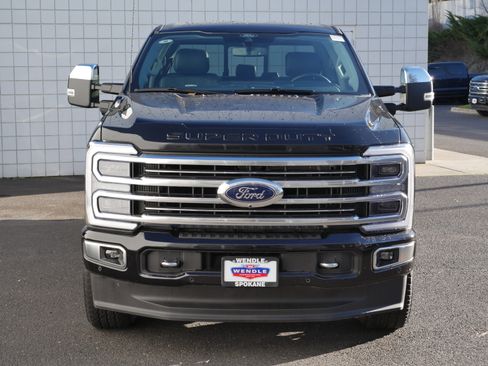Certified 2024 Ford F350 Limited w/ FX4 Off-Road Package image 39