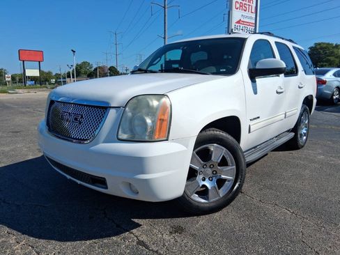Used 2010 GMC Yukon SLT w/ SLT-2 Equipment Package AWD/4WD image 1