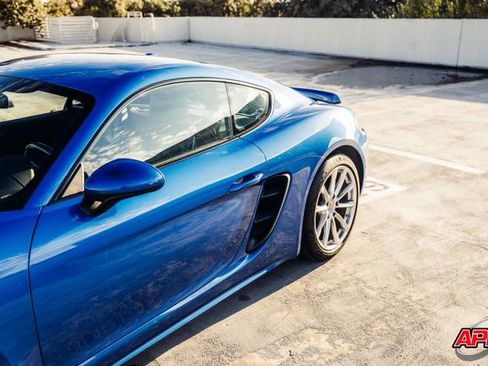 Used 2017 Porsche 718 Cayman S image 28