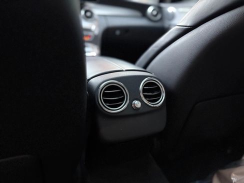 Used 2015 Mercedes-Benz C 63 AMG S image 31