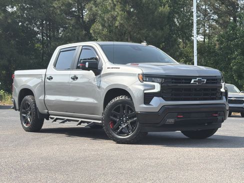 Used 2023 Chevrolet Silverado 1500 RST w/ Redline Edition RWD image 2