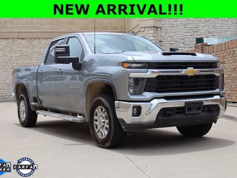 Used 2025 Chevrolet Silverado 3500 LT w/ Safety Package AWD/4WD image 1