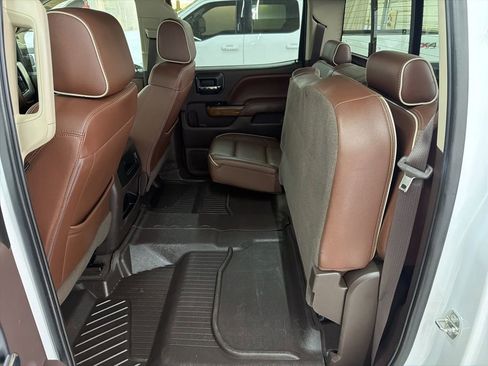 Used 2019 Chevrolet Silverado 2500 High Country w/ Duramax Plus Package image 22