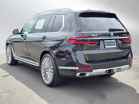 Used 2024 BMW X7 xDrive40i AWD/4WD image 5