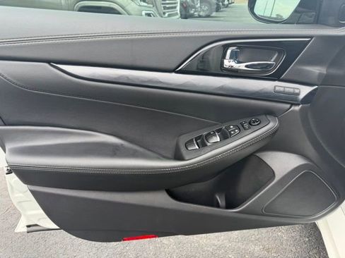 Used 2020 Nissan Maxima Platinum w/ Sport Mat Group image 10
