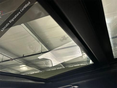 Certified 2023 Lincoln Navigator L Reserve image 24