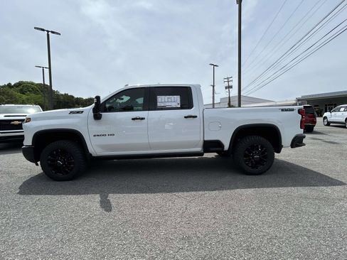 New 2026 Chevrolet Silverado 2500 LTZ w/ Trail Boss Package AWD/4WD image 6