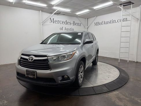 Used 2015 Toyota Highlander Plus image 3