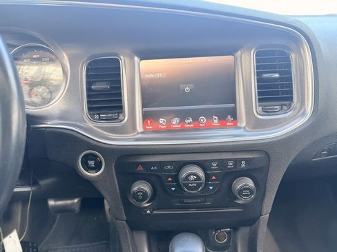 Used 2014 Dodge Charger R/T image 25