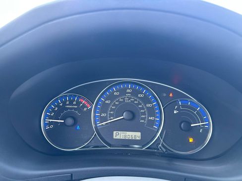 Used 2011 Subaru Forester 2.5X w/ Popular Equipment Group 1A image 38