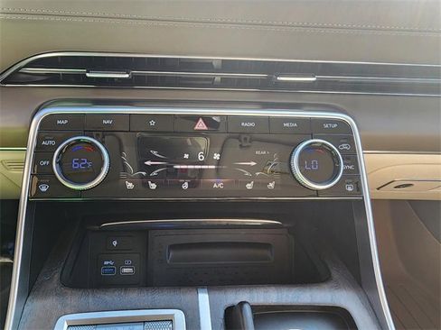 Used 2024 Genesis GV80 3.5T w/ Advanced Package image 20