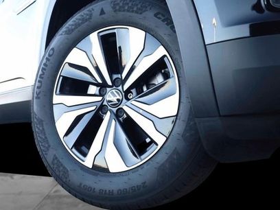 New 2026 Volkswagen Atlas Cross Sport SE