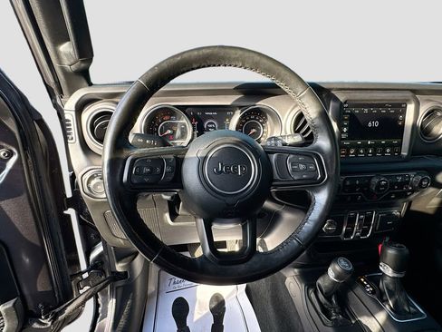 Used 2022 Jeep Wrangler Unlimited Sport AWD/4WD image 12