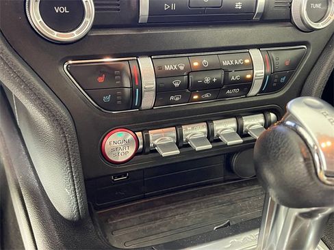 Used 2019 Ford Mustang Premium image 9