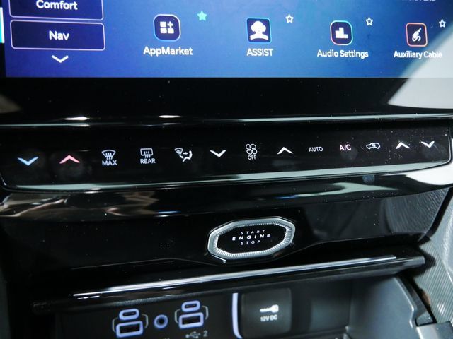 Used 2026 Jeep Grand Cherokee Limited AWD/4WD image 30