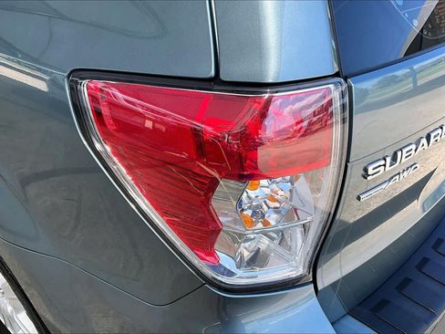 Used 2010 Subaru Forester 2.5X AWD/4WD image 28