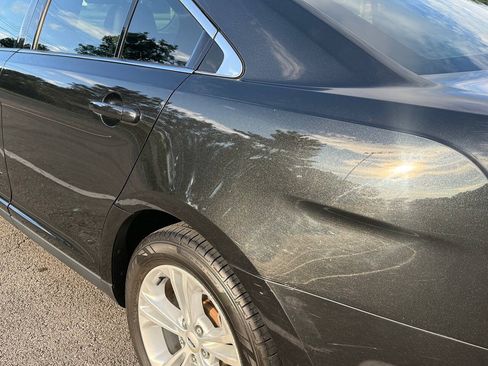 Used 2014 Ford Taurus SEL FWD image 40