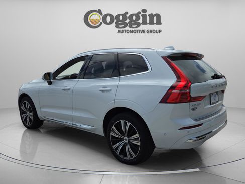 Used 2022 Volvo XC60 B5 Inscription w/ Advanced Package image 4